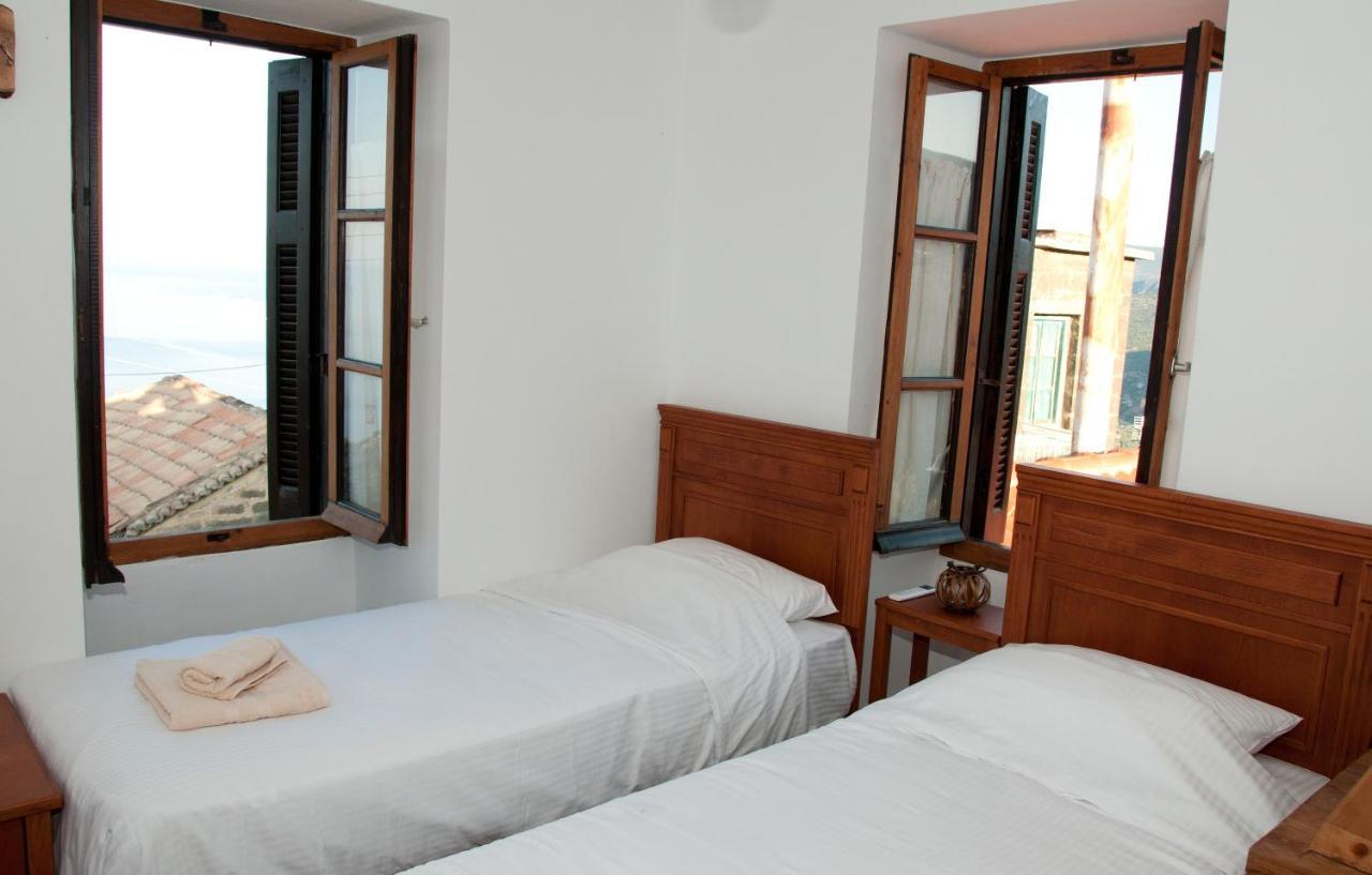 Pyrgos Fassea Kardamyli Villa Buitenkant foto