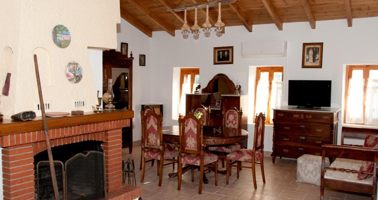 Pyrgos Fassea Kardamyli Villa Buitenkant foto