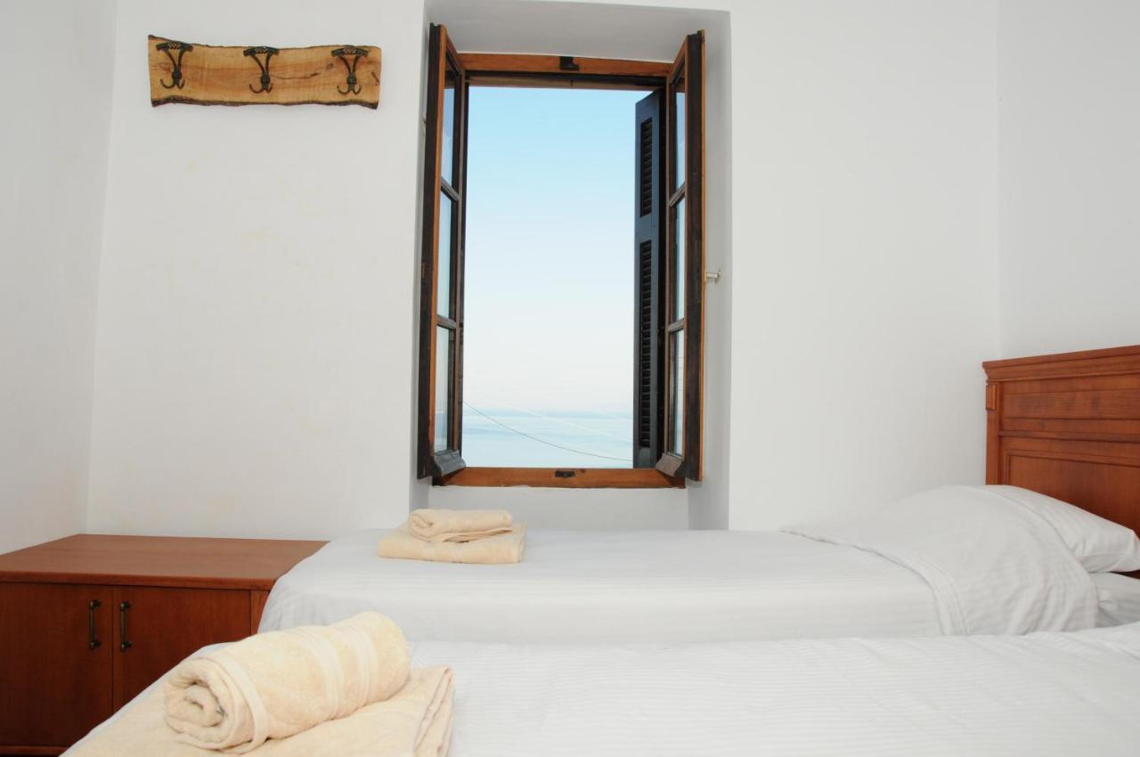 Pyrgos Fassea Kardamyli Villa Buitenkant foto